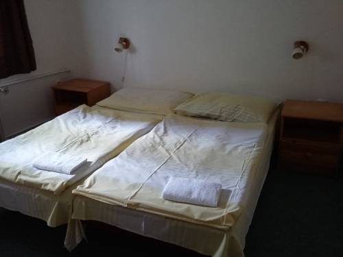 Imagen de la habitación del Hotel Maxov. Foto 5