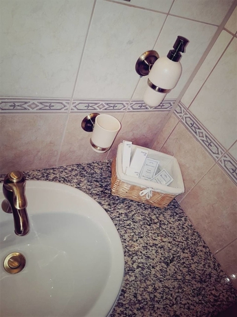 Imagen de la habitación del Hotel Maxplaza. Foto 9