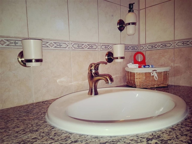 Imagen de la habitación del Hotel Maxplaza. Foto 12