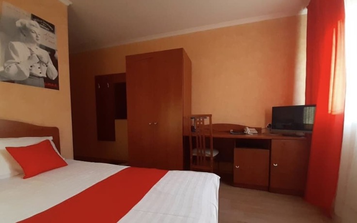 Imagen general del Hotel Maxrooms Volga Hollywood. Foto 3