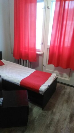 Imagen de la habitación del Hotel Maxrooms Volga Hollywood. Foto 19