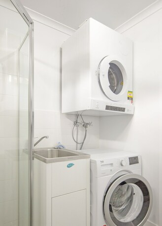 Imagen de los interiores del Hotel Max's Place 3. Foto 10