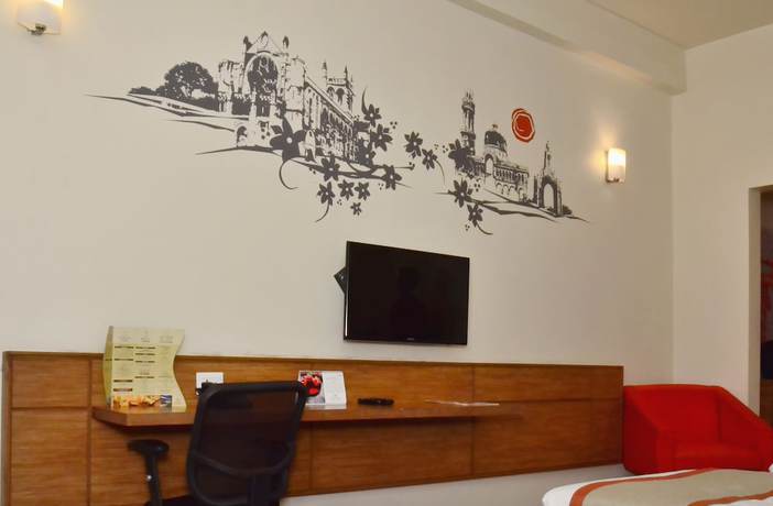 Imagen de los interiores del Hotel Maxs Prayagraj. Foto 16