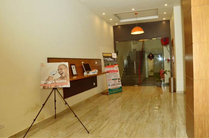 Imagen de los interiores del Hotel Maxs Prayagraj. Foto 19