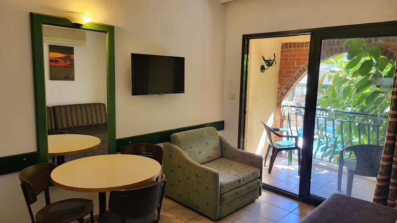 Imagen de la habitación del Hotel Maxwell Holiday Club. Foto 2
