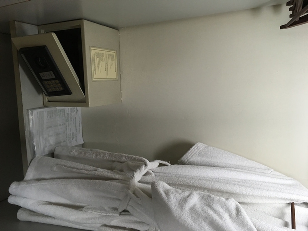 Imagen de la habitación del Hotel Maxwell Jakarta. Foto 10