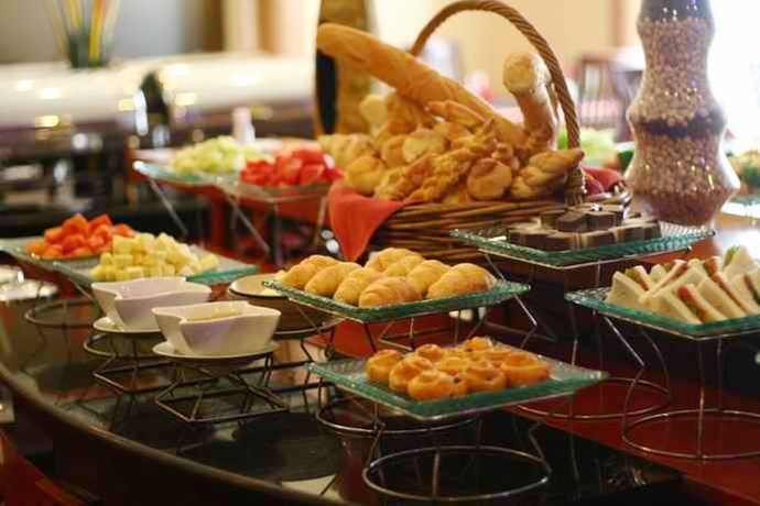 Imagen del bar/restaurante del Hotel Maxwell Jakarta. Foto 2