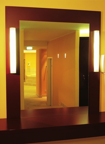 Imagen de la piscina del Hotel Maxx By Steigenberger Deidesheim. Foto 19