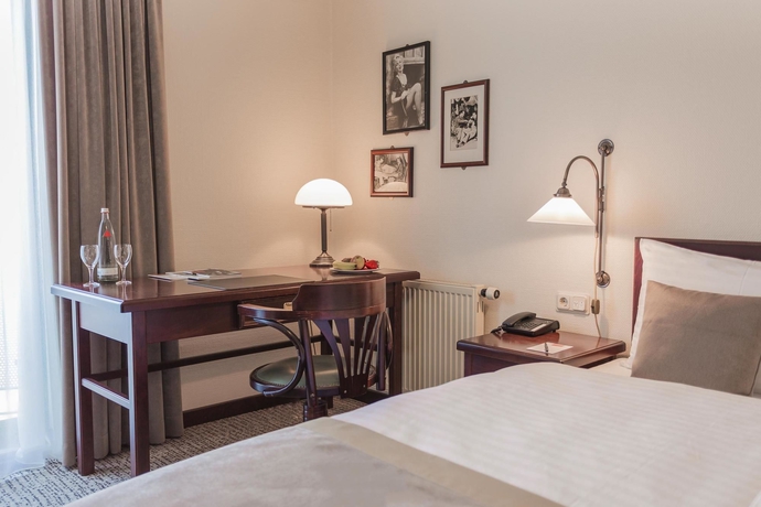 Imagen de la habitación del Hotel Maxx Jena. Foto 5