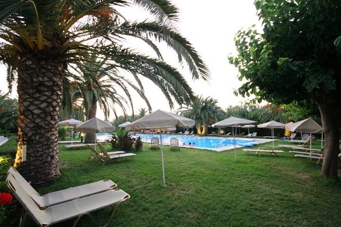 Imagen general del Hotel May Beach. Foto 4