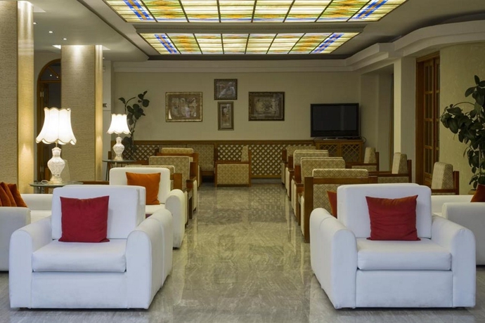 Imagen general del Hotel May Beach. Foto 8