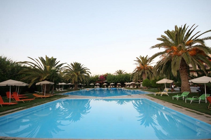 Imagen general del Hotel May Beach. Foto 13