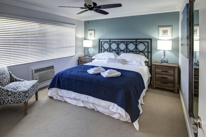 Imagen de la habitación del Hotel May-Dee Suites. Foto 16