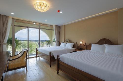 Imagen de la habitación del Hotel Maya 4. Foto 18