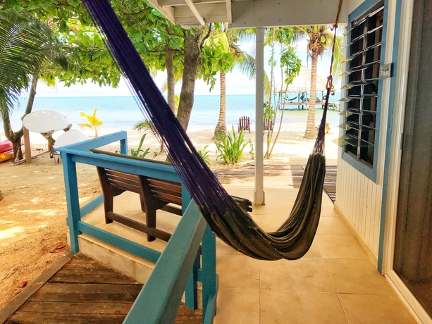 Imagen de los exteriores del Hotel Maya Beach. Foto 19