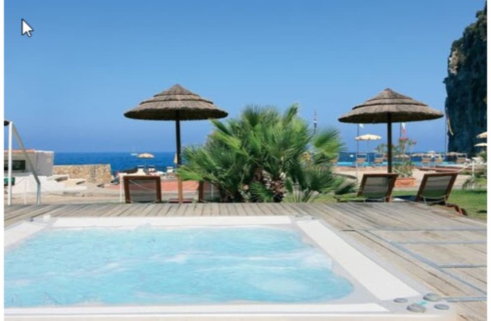 Imagen de la piscina del Hotel Maya Beach Resort. Foto 20