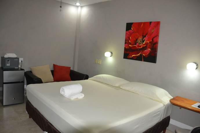 Imagen de la habitación del Hotel Maya Bella Downtown. Foto 4