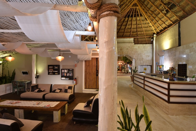 Imagen de los interiores del Hotel Maya Bric. Foto 14