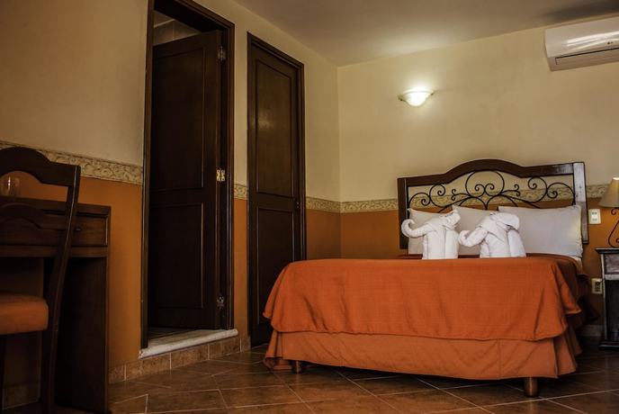 Imagen de la habitación del Hotel Maya Campeche. Foto 14