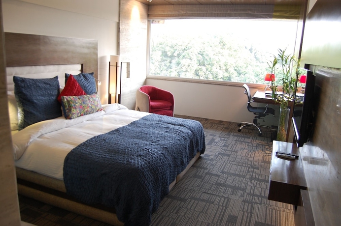 Imagen de la habitación del Hotel Maya, Chandigarh. Foto 11