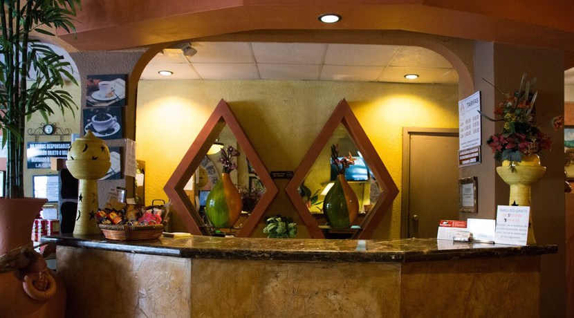 Imagen de los interiores del Hotel Maya Copan Guamilito. Foto 9