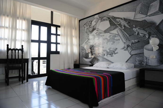 Imagen general del Hotel Maya Del Mar. Foto 2