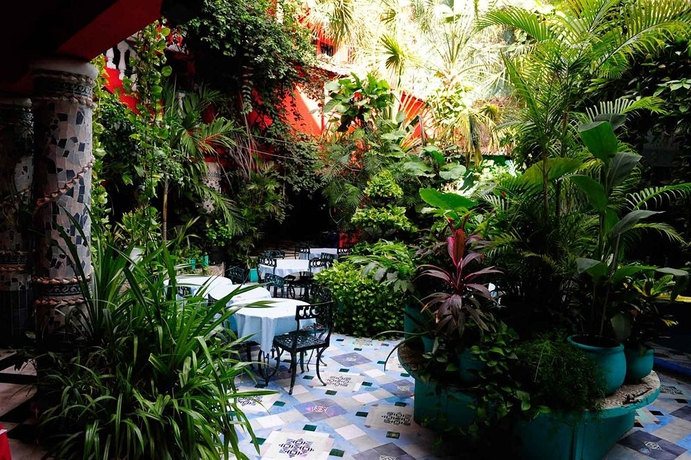 Imagen de los exteriores del Hotel Maya Del Mar. Foto 8