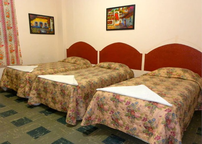 Imagen de la habitación del Hotel Maya Excelsior. Foto 7