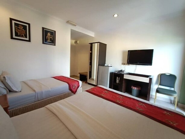 Imagen de la habitación del Hotel Maya, Lahad Datu. Foto 22