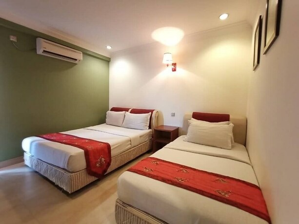 Imagen de la habitación del Hotel Maya, Lahad Datu. Foto 28