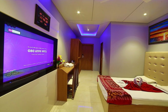 Imagen de la habitación del Hotel Maya Palace, Mount Abu. Foto 6