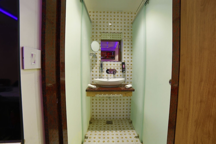 Imagen de la habitación del Hotel Maya Palace, Mount Abu. Foto 15