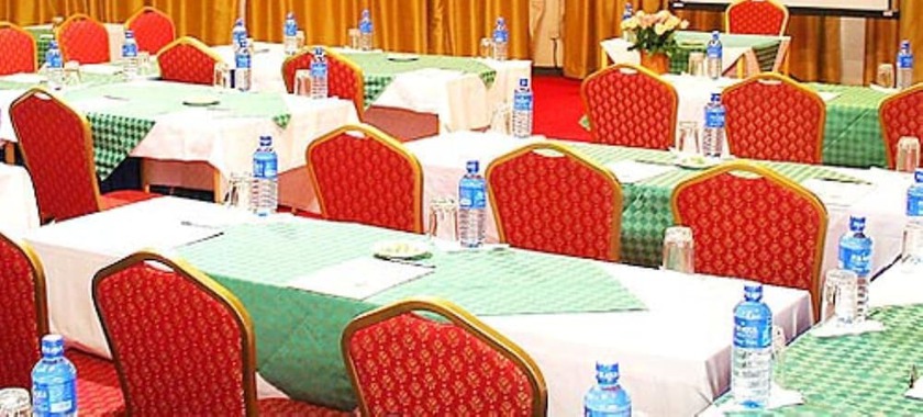 Imagen de los interiores del Hotel Maya, Racecourse ward. Foto 15