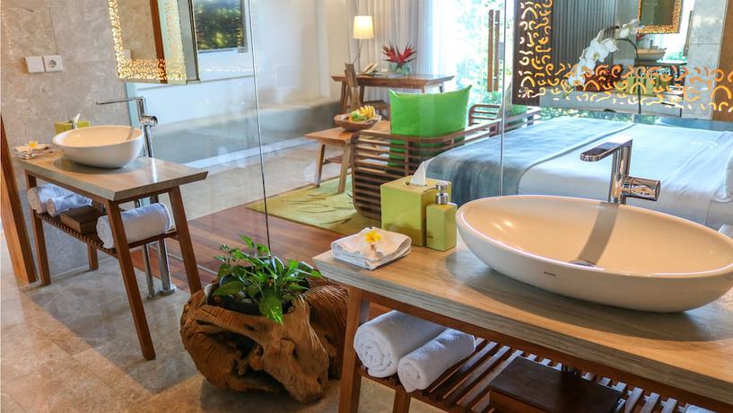 Imagen de la habitación del Hotel Maya Sanur Resort and Spa. Foto 5