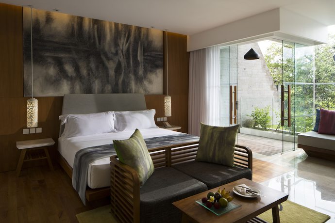 Imagen de la habitación del Hotel Maya Sanur Resort and Spa. Foto 13