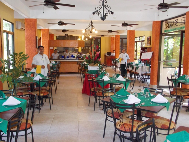 Imagen del bar/restaurante del Hotel Maya Tulipanes Palenque. Foto 4