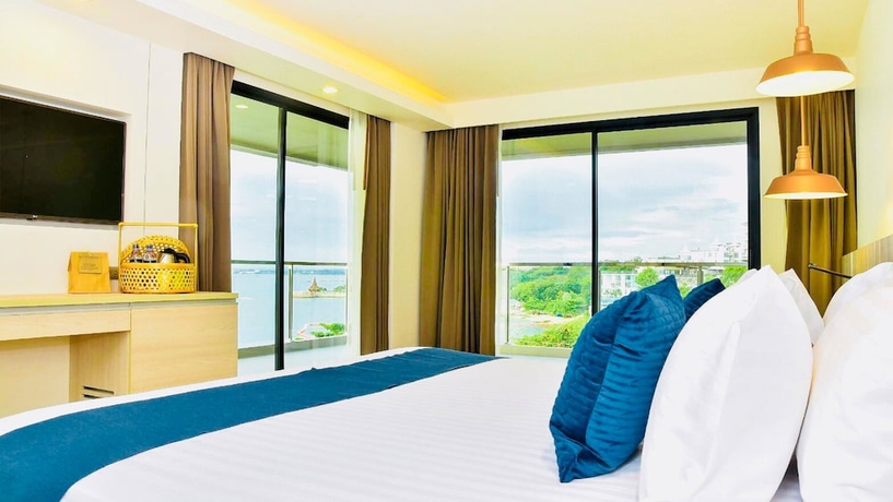 Imagen de la habitación del Hotel Mayaana Beach Resort Pattaya. Foto 8