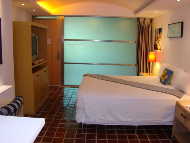 Imagen de la habitación del Hotel Mayafair Design. Foto 8