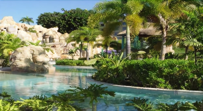 Imagen de la piscina del Hotel Mayag&uuml;ez Resort and Casino. Foto 14