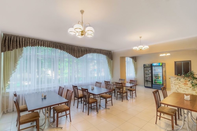 Imagen del bar/restaurante del Hotel Mayak, Kaliningrad. Foto 2