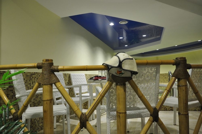 Imagen de la piscina del Hotel Mayak, Listvyanka. Foto 6