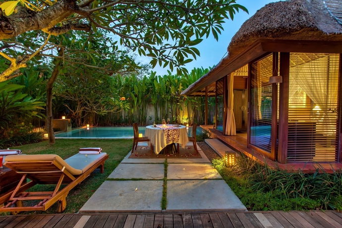 Imagen de los exteriores del Hotel Mayaloka Villas. Foto 12