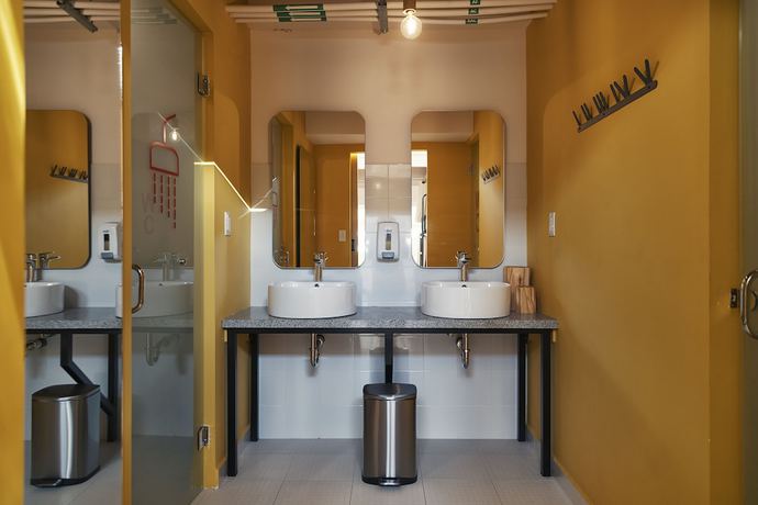 Imagen de la habitación del Hotel Mayan Monkey Los Cabos. Foto 6