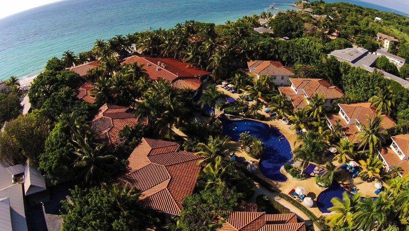 Imagen de los exteriores del Hotel Mayan Princess Beach and Dive Resort - All Inclusive. Foto 7