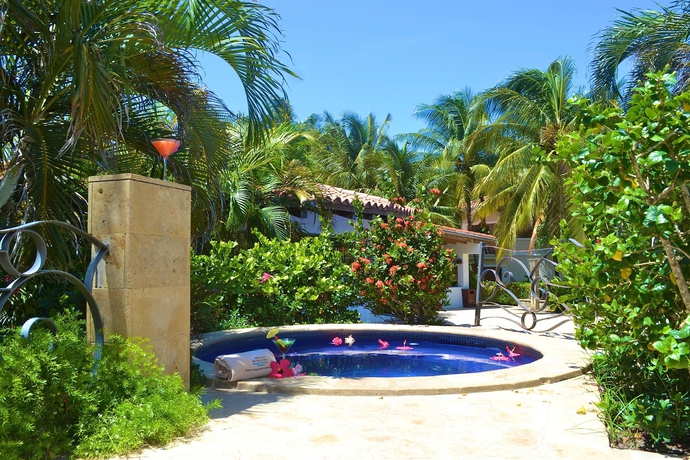 Imagen de los exteriores del Hotel Mayan Princess Beach and Dive Resort - All Inclusive. Foto 8