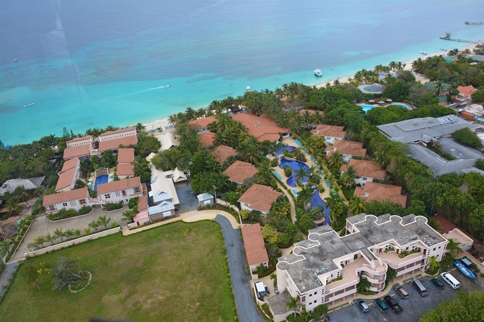 Imagen de los exteriores del Hotel Mayan Princess Beach and Dive Resort - All Inclusive. Foto 10