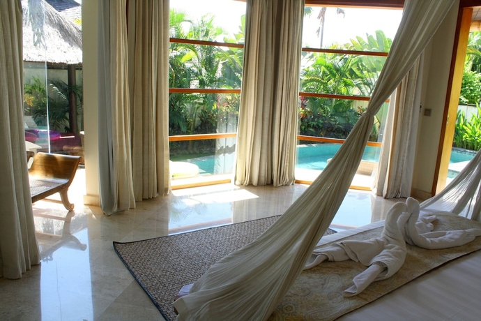 Imagen de la habitación del Hotel Mayana Villas. Foto 15