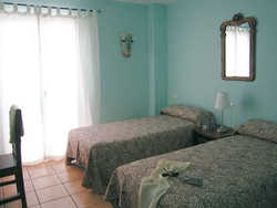 Imagen de la habitación del Hotel Mayarí. Foto 14