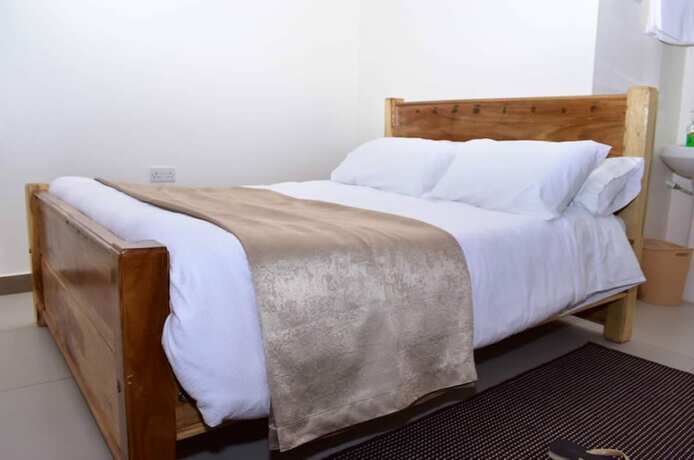 Imagen de la habitación del Hotel Maya\'s Guest House. Foto 20