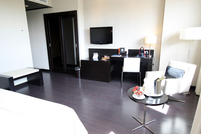 Imagen de la habitación del Hotel Maydrit Airport. Foto 15